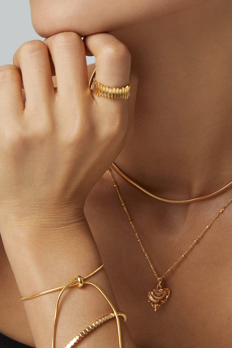 Adjustable-Bracelet-Detail-3
