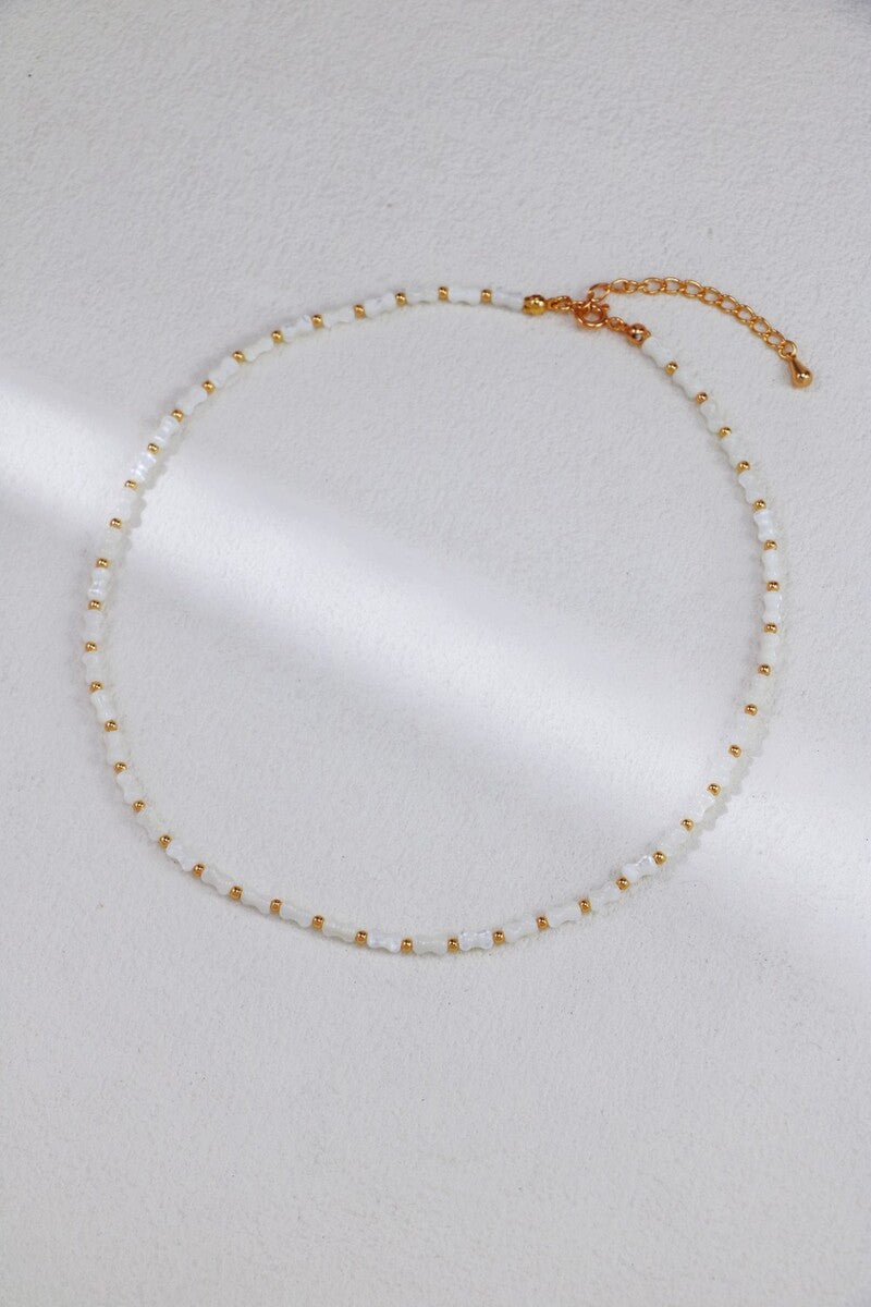 Beaded-Necklace-Details-Display-2