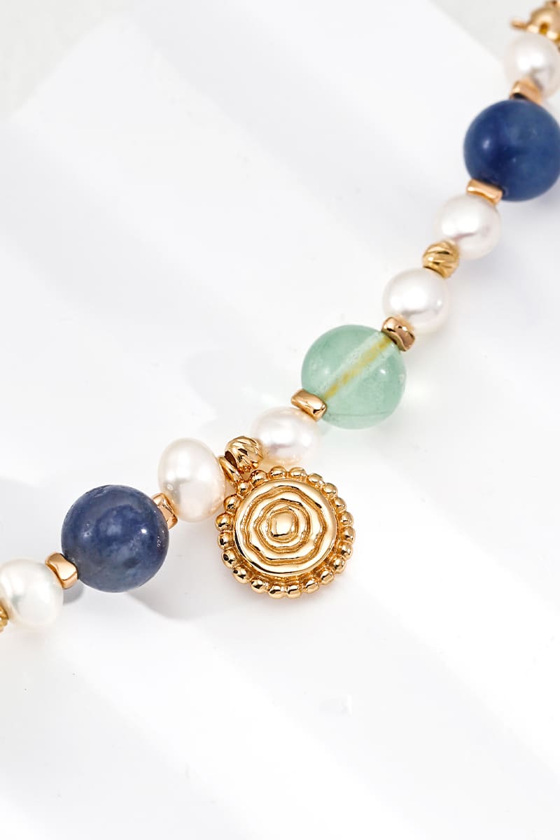 Blue-Bead-Bracelet-Detail-1