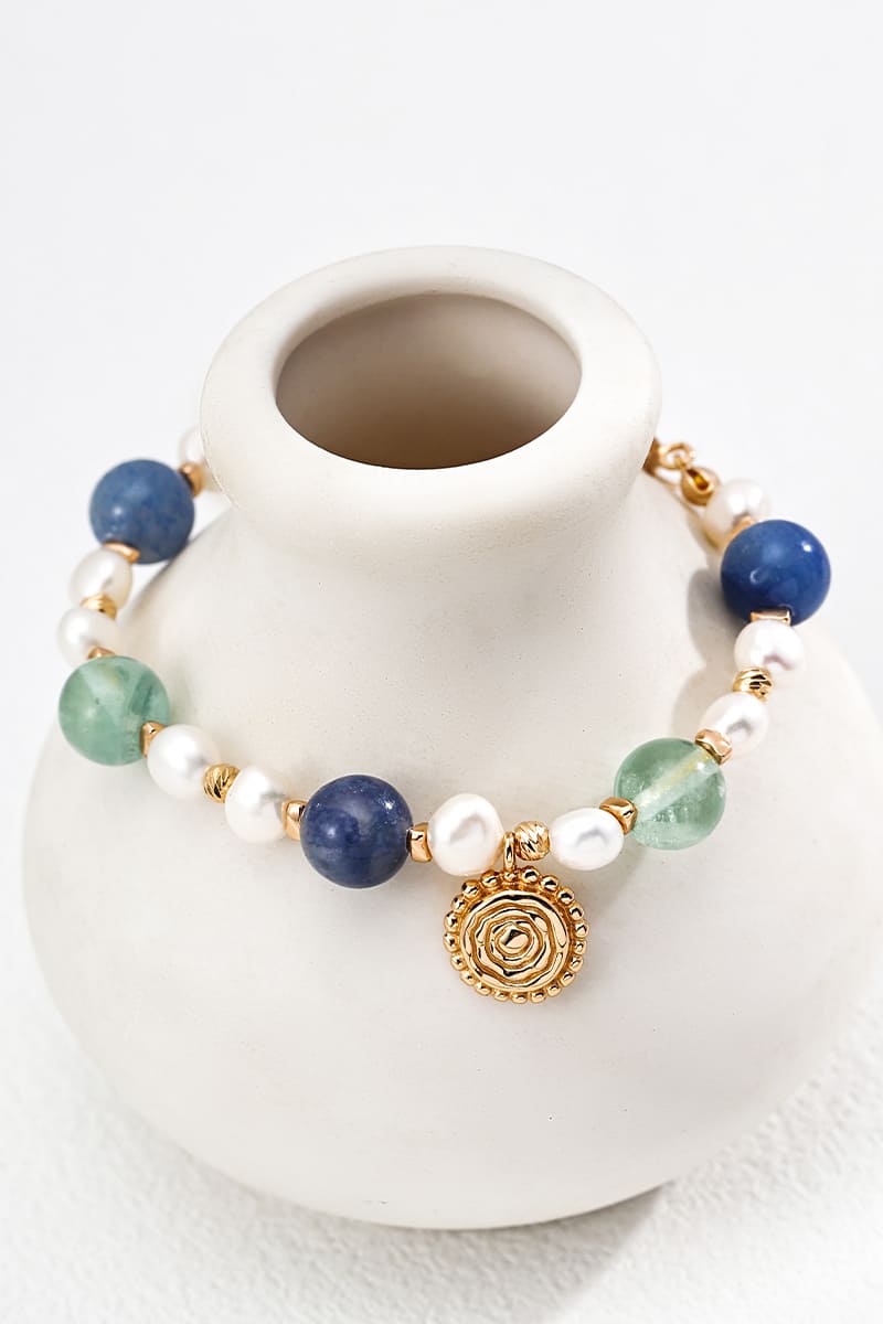 Blue-Bead-Bracelet-Detail-2