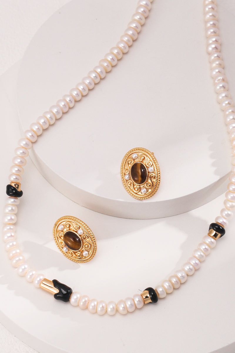 Enamel-Necklace-Detail-2