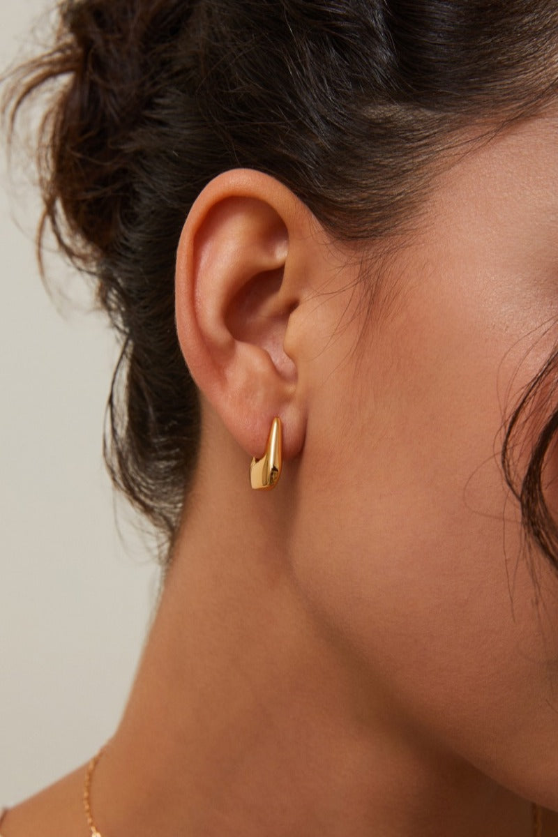 Geometric-Earrings-Wearing-Effect-2