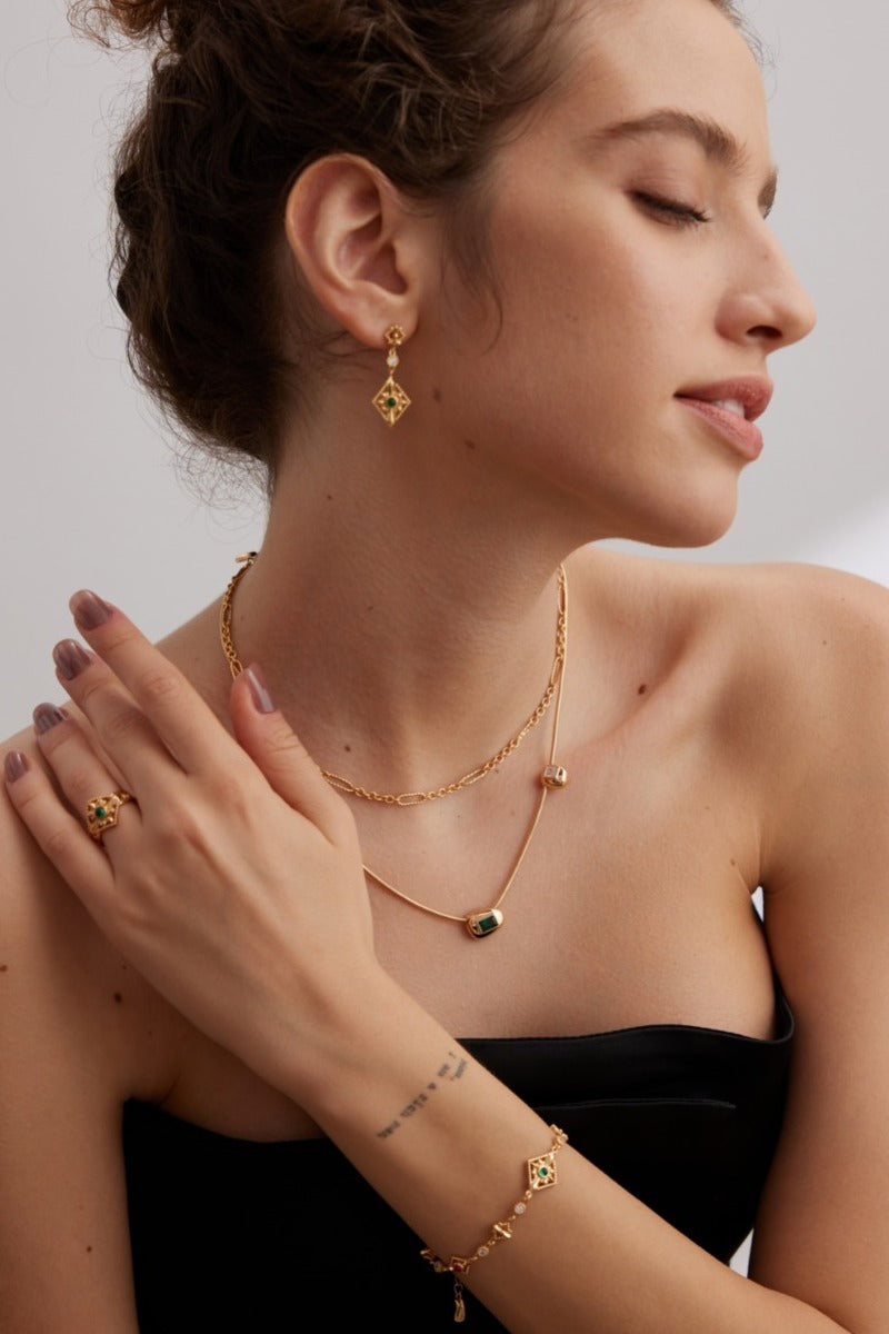 Jewelry-Set-for-women-Wearing-Effect-2
