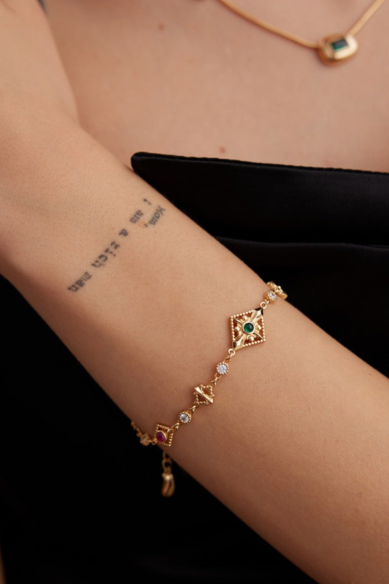 Jewelry-Set-for-women-Wearing-Effect-3