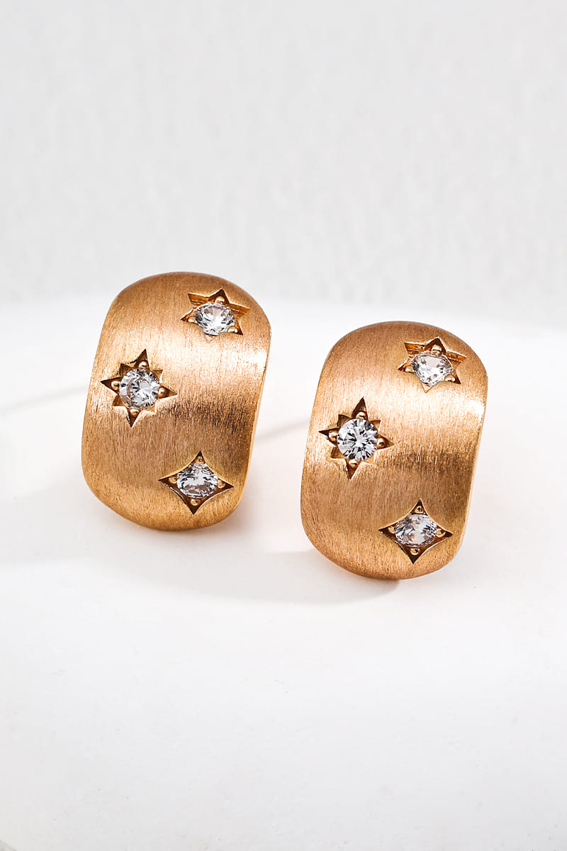 Modern-Earrings-Gold