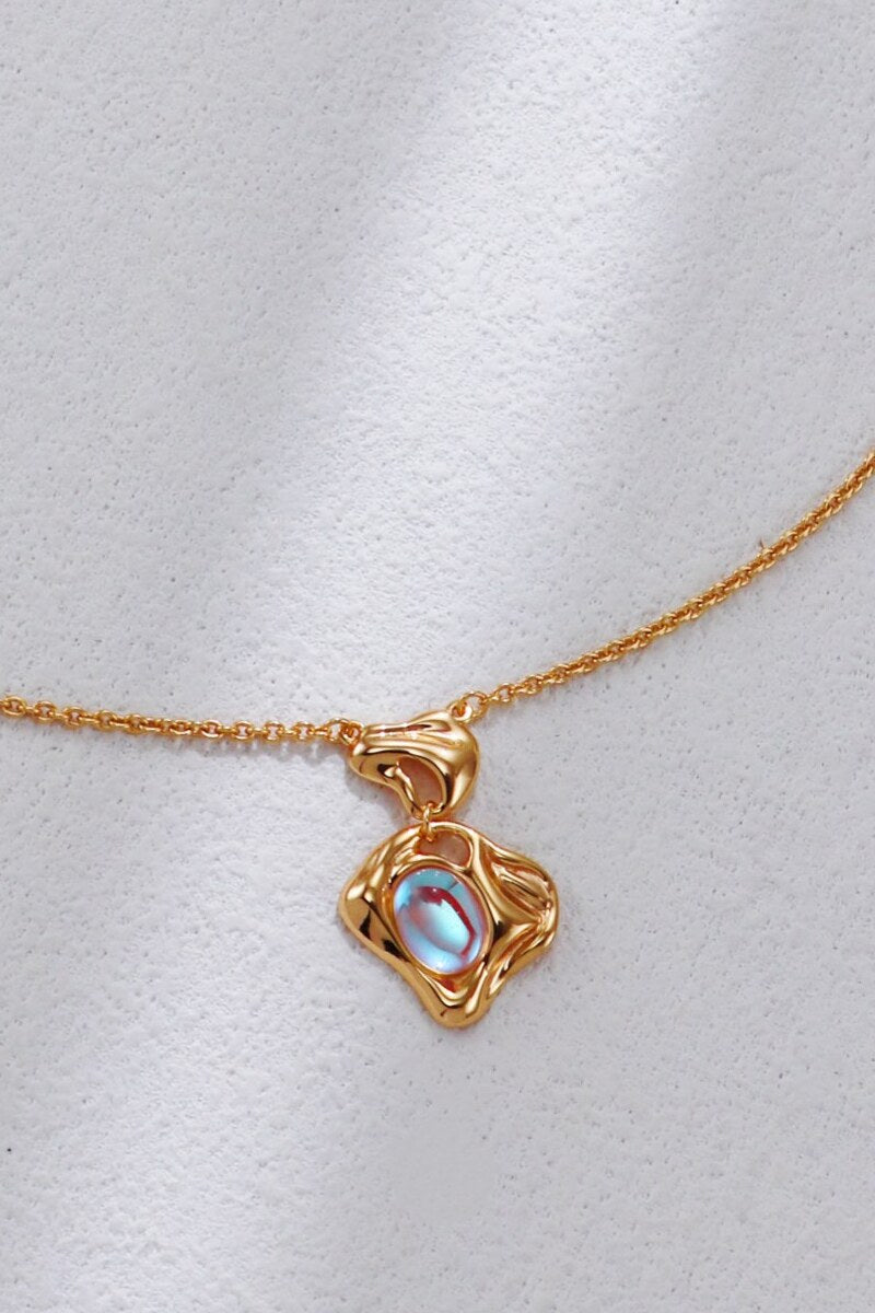 Moonstone-Necklace-Gold