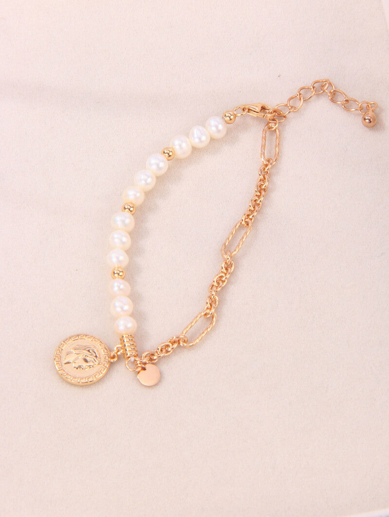 Pearl-Bracelet-Details