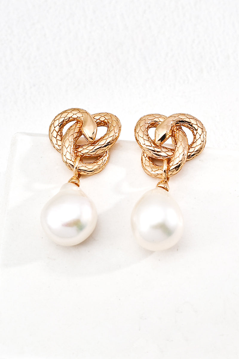 Pearl-Drop-Earrings-Detail-1