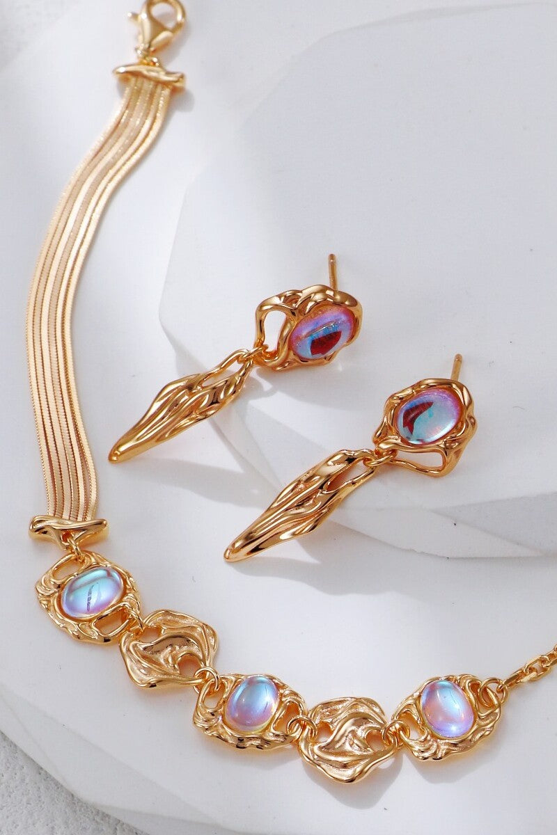 Pendant-Earrings-Detail-2