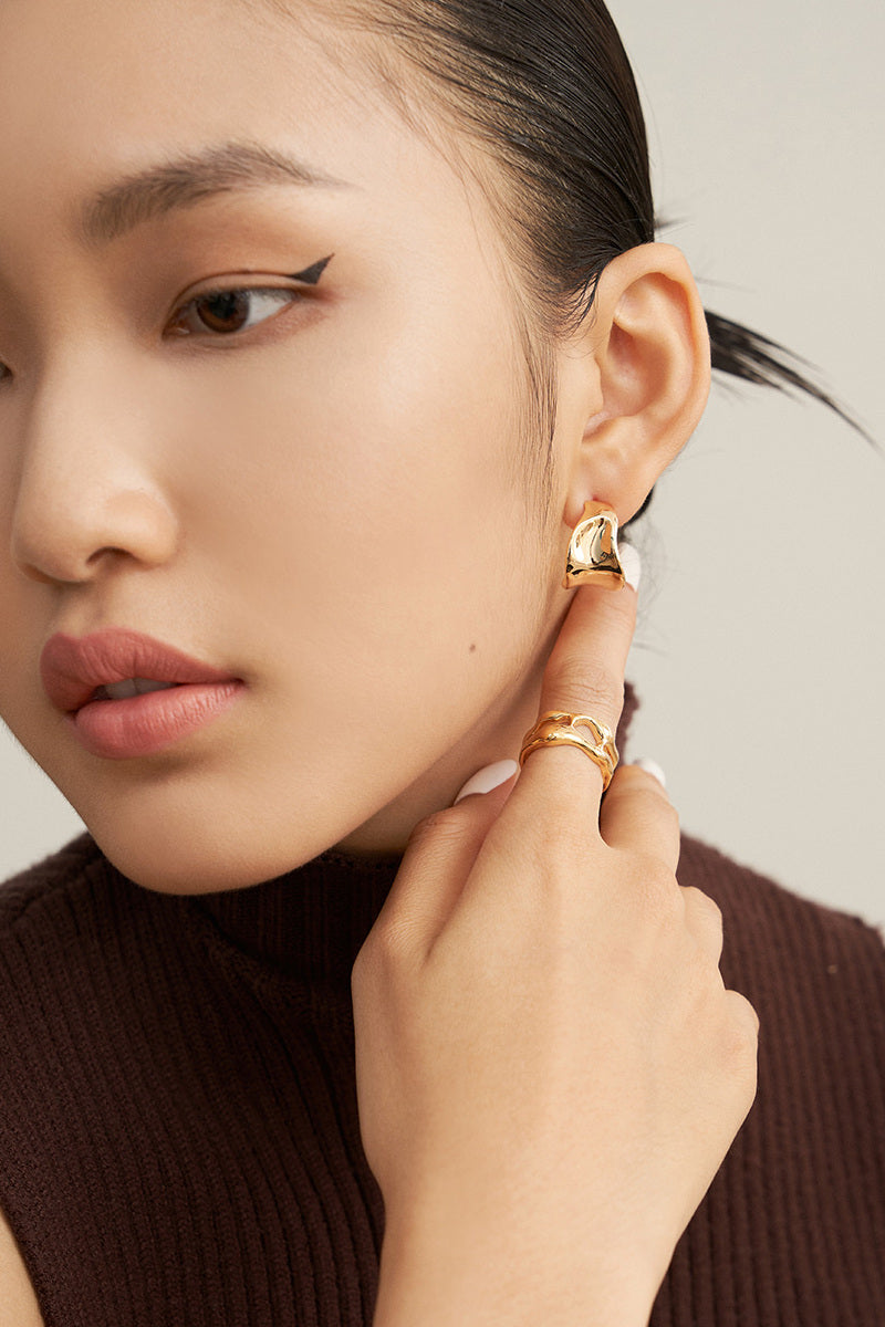 Simple-Earrings-Wearing-Effect-2