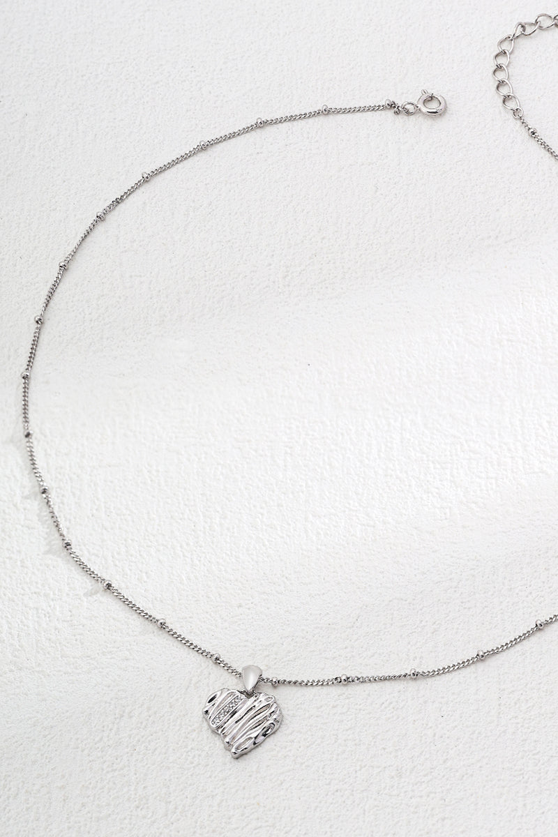 Trendy-Necklace-Details-Display-2