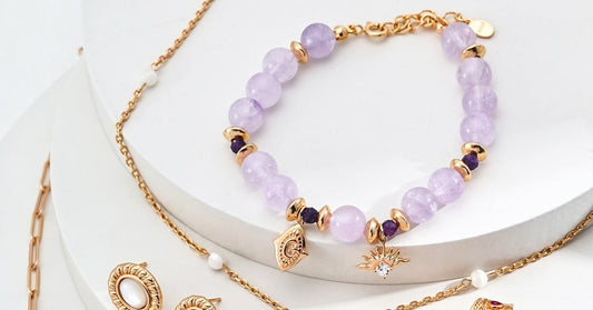 Exploring-the-Different-Types-of-Crystal-Beaded-Bracelets