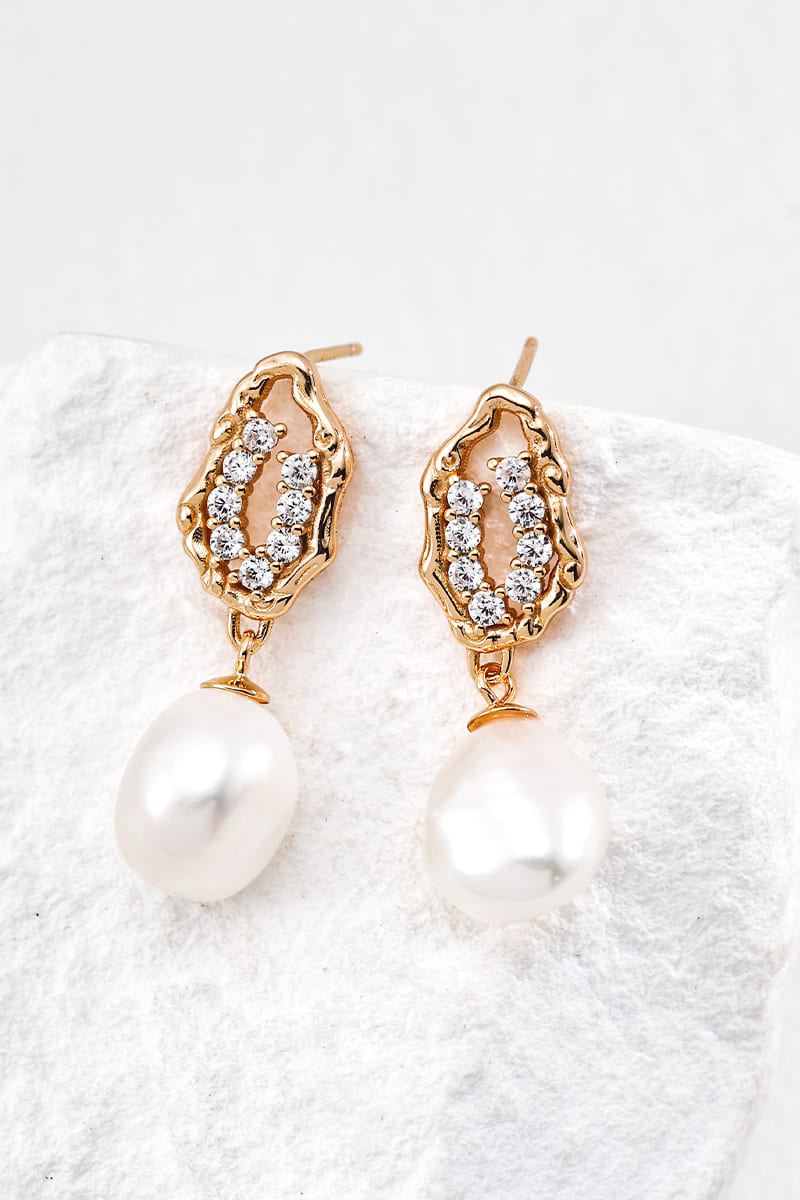 925-Silver-Fluid-Design-Elegant-Pearl-Earrings
