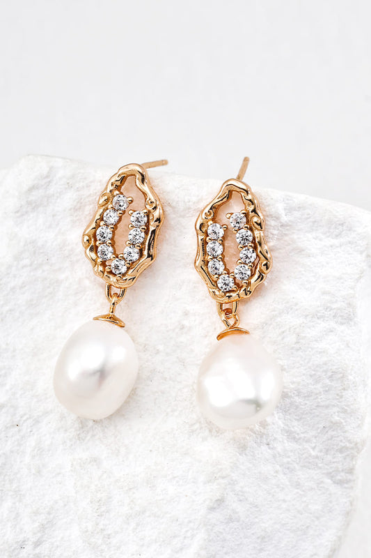925-Silver-Fluid-Design-Elegant-Pearl-Earrings