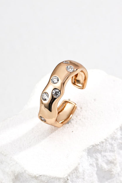 Adjustable-Rings-Detail-1