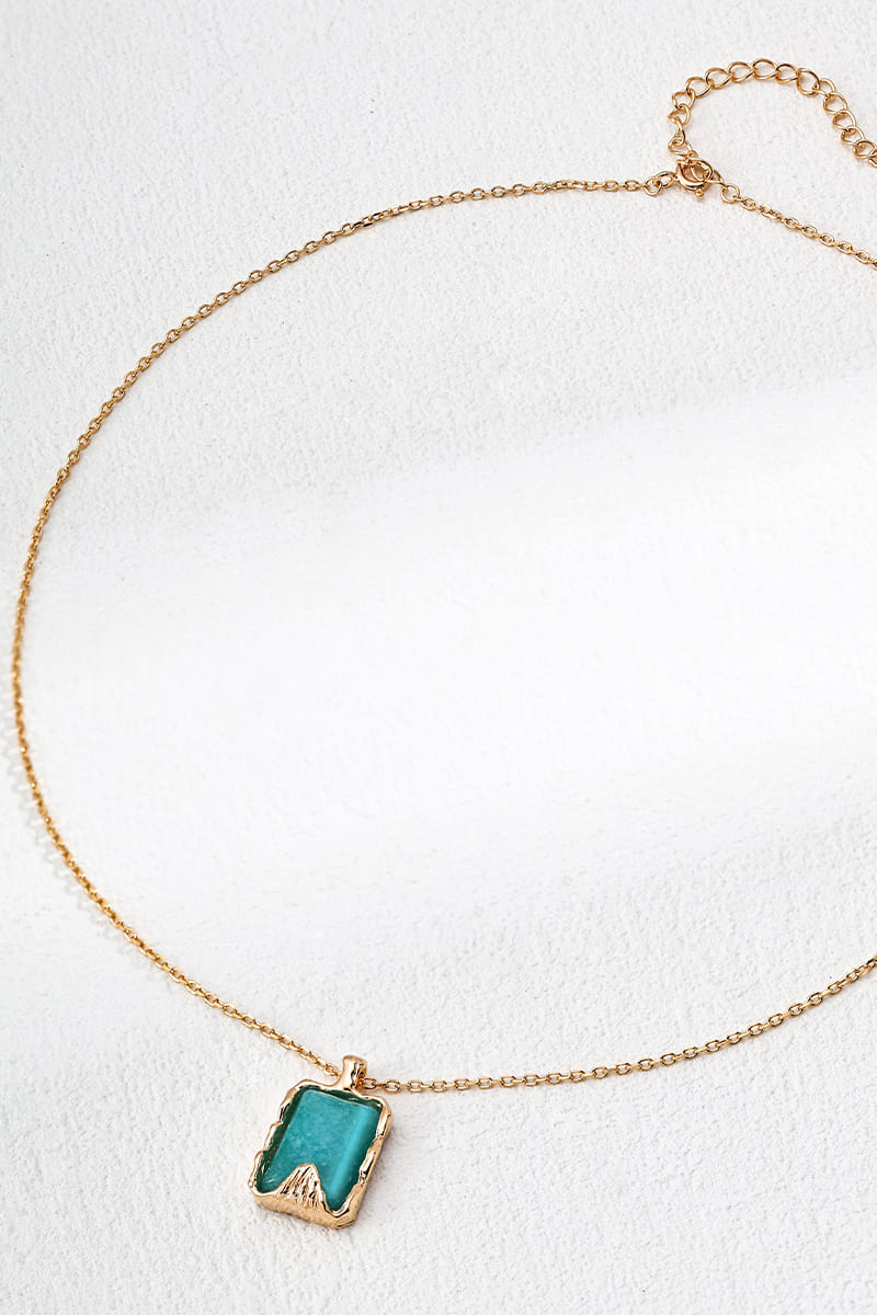 Amazonite-Necklace-Detail-1