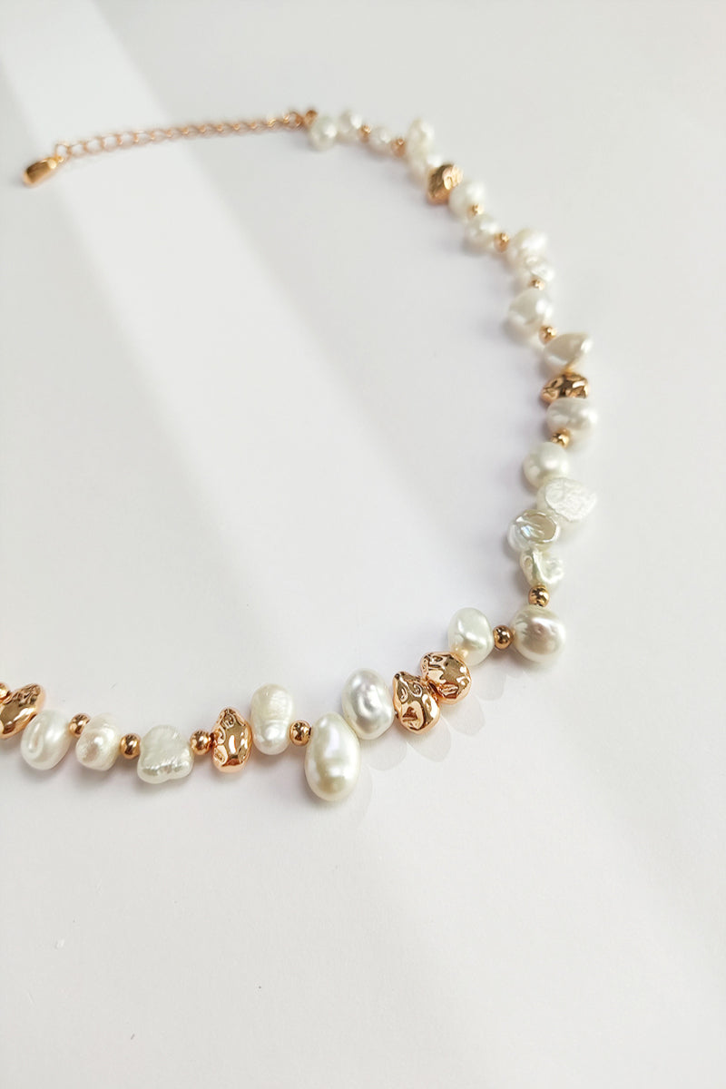 Beaded-Necklace-Detail-1
