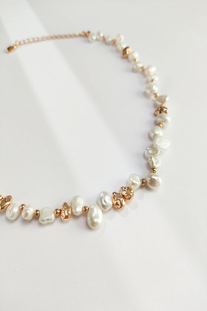 Beaded-Necklace-Detail-1