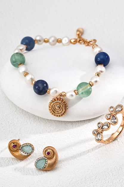 Blue-Bead-Bracelet-Detail-3