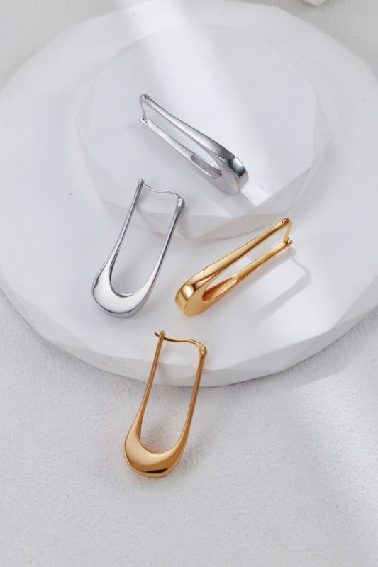 Chain-Earrings-Details-Display-3