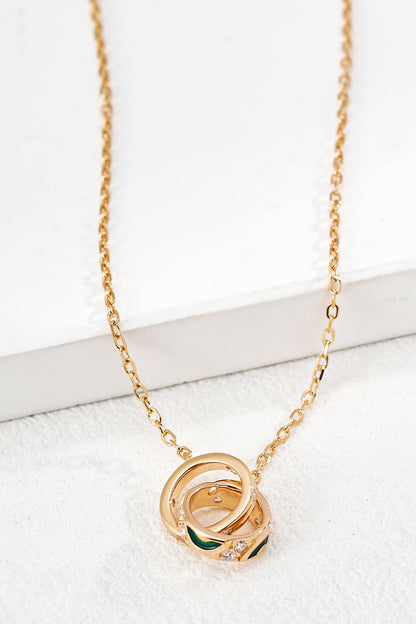 Chain-Necklace-Pendant-Gold