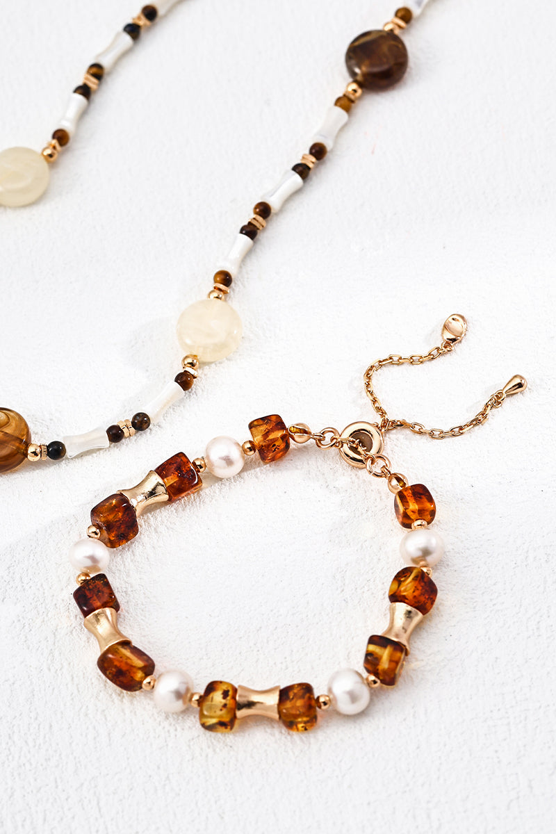Charm-Bracelet-Detail-2