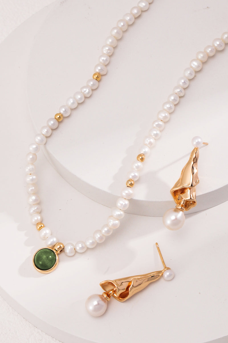 Charm-Necklace-Detail-3