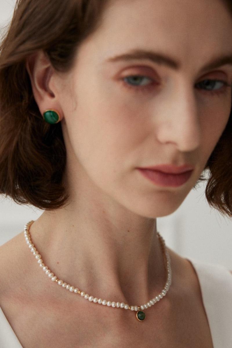 Charm-Necklace-Wearing-Effect-4