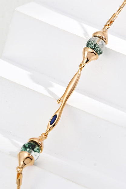Clavicle-Necklace-Detail-3