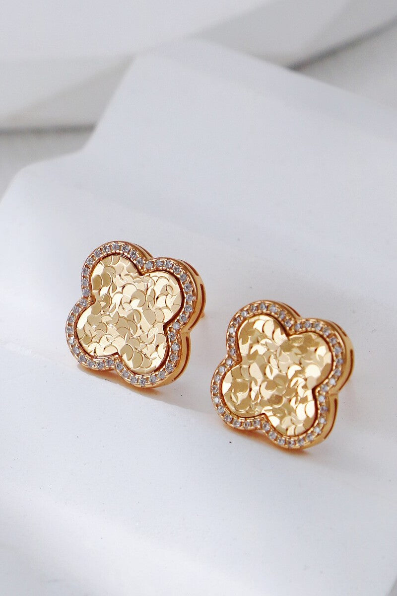 Clover-Earrings-Detail-1