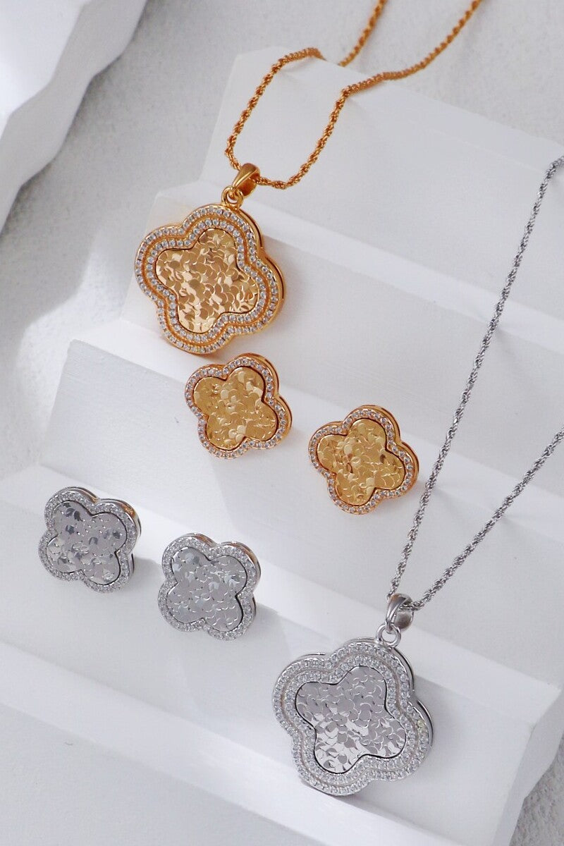 Clover-Earrings-Matching-Recommendations-2