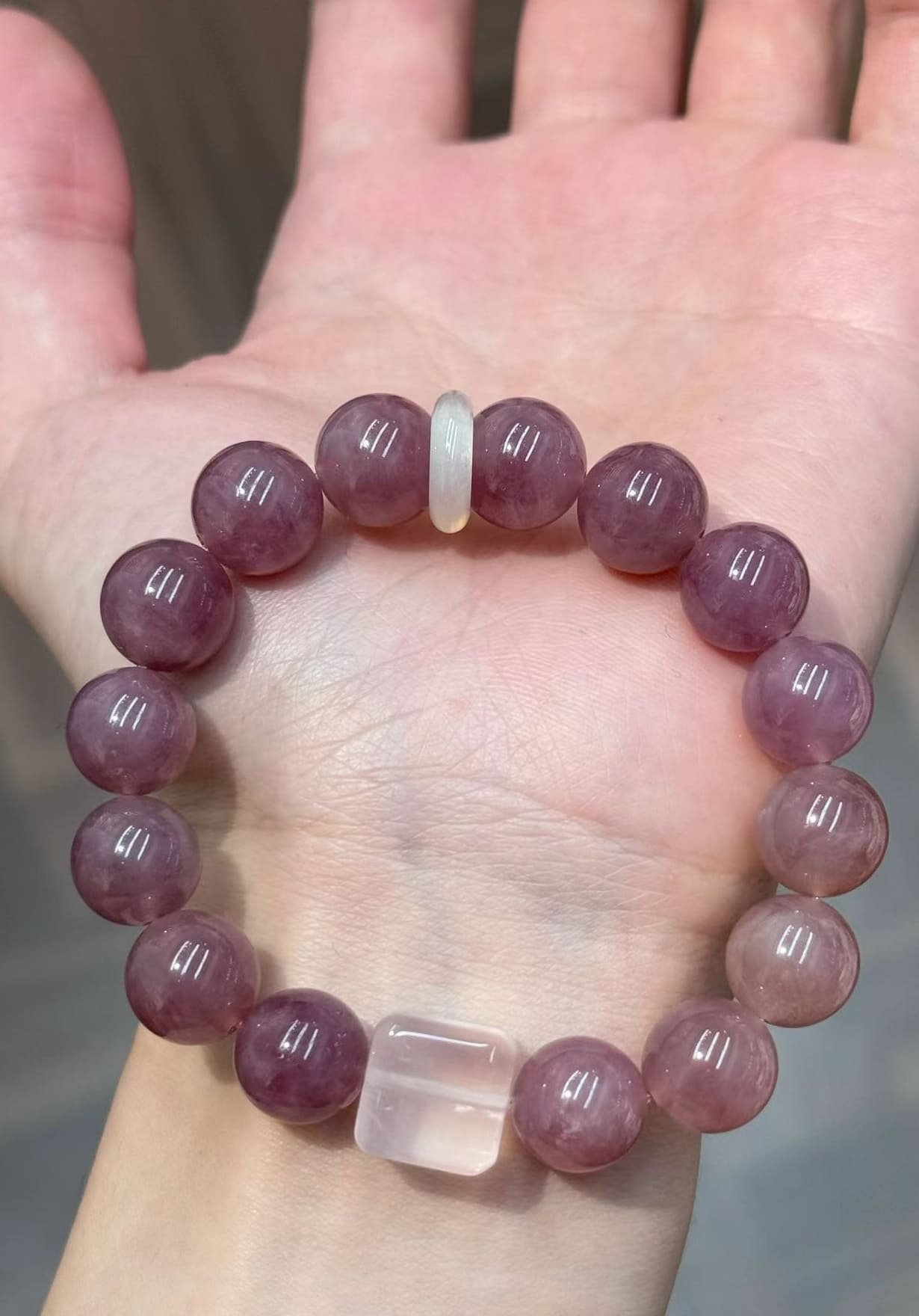 Crystal-Bead-Bracelet-Detail-2