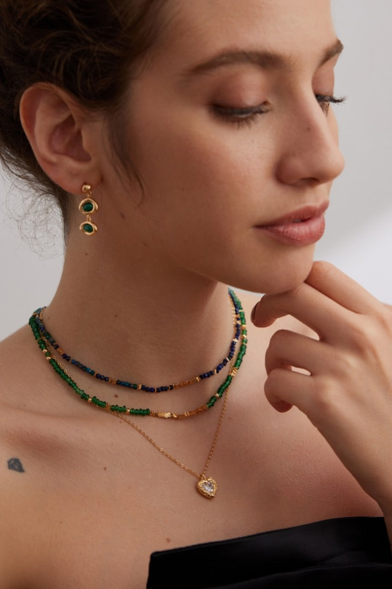 Delicate-Necklace-Wearing-Effect-1