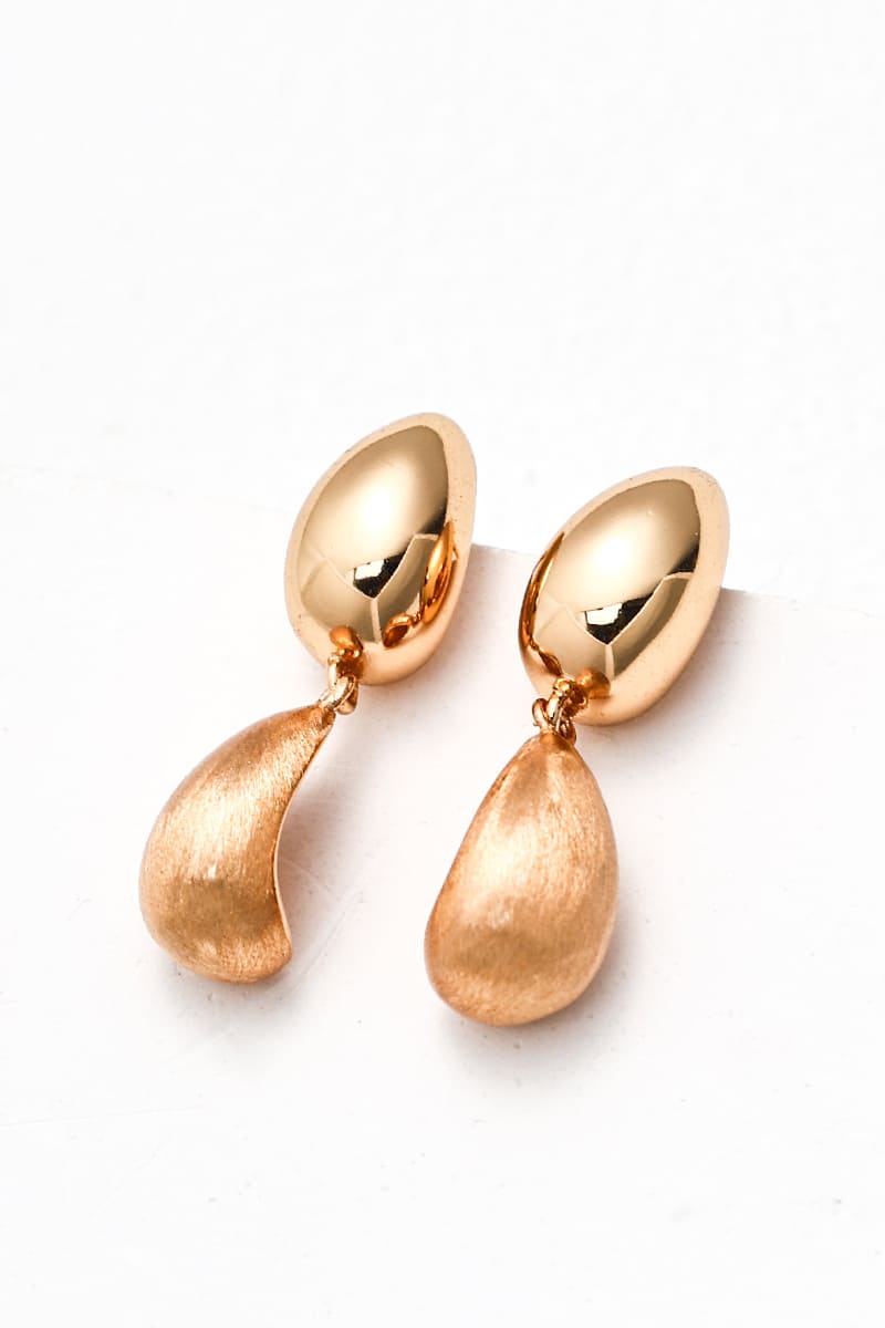 Design-Earrings-Detail-1