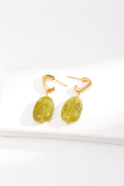 Drop-Earrings-Detail-1