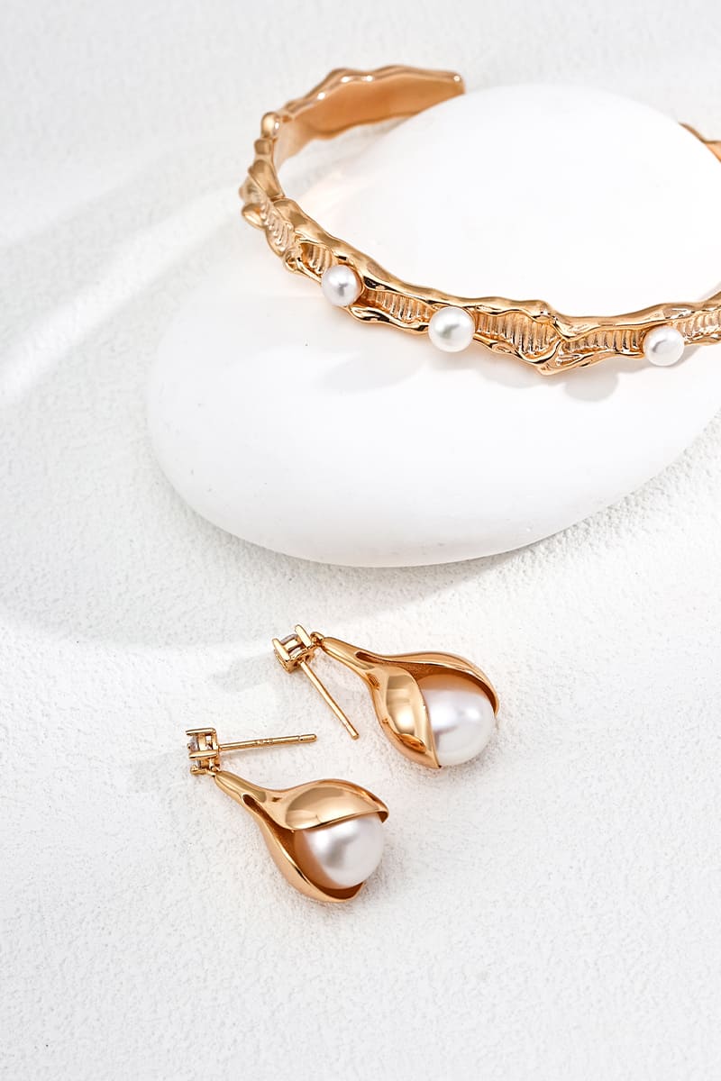 Earrings-Gifts-For-Her-Detail-3