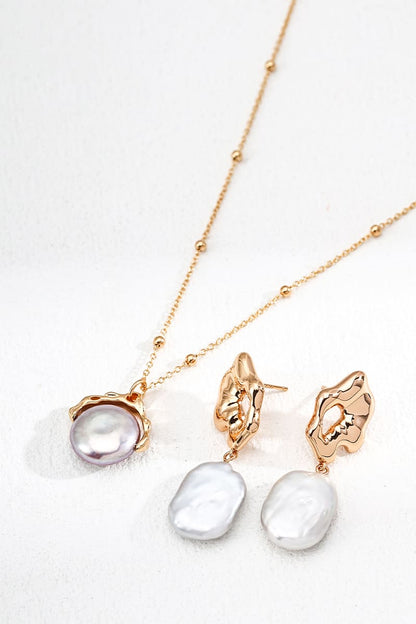 Elegant-Necklace-Detail-3