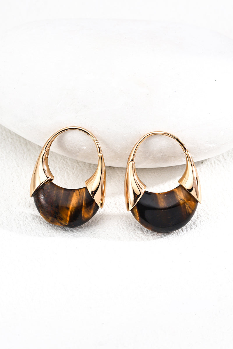 Fashion-Earrings-Detail-1