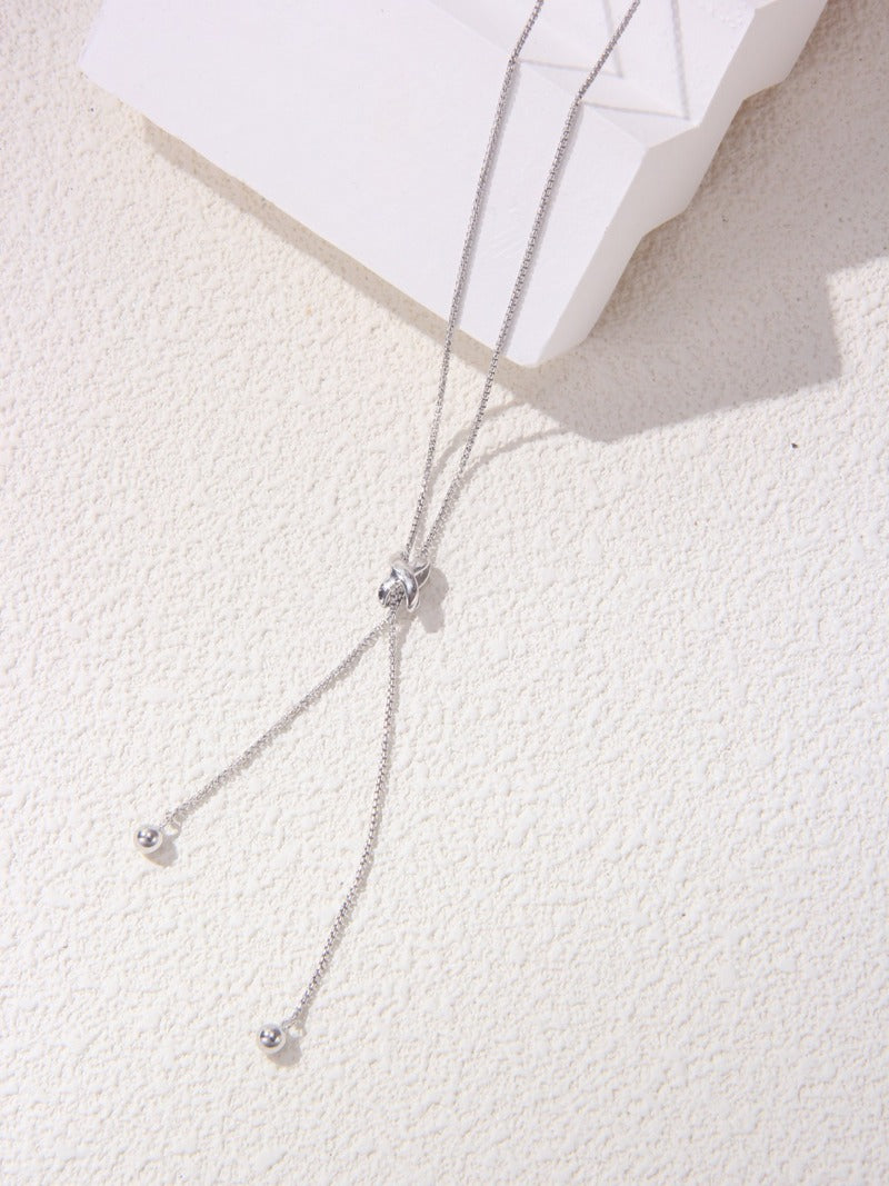 Fashion-Necklace-Detail-2