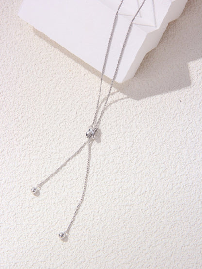 Fashion-Necklace-Detail-2