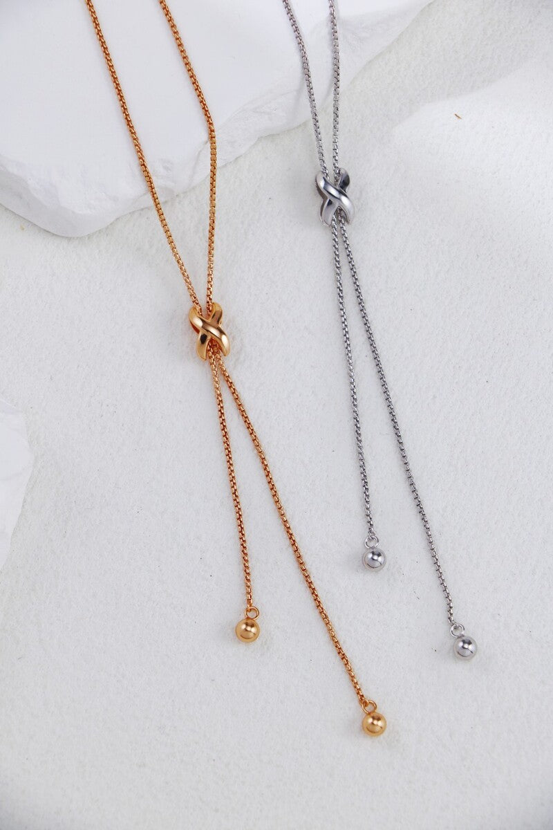 Fashion-Necklace-Detail-4
