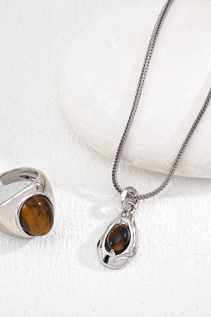 Gemstone-Necklace-Detail-1