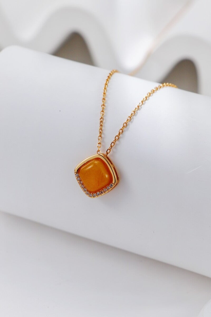 Geometric-Necklace-Detail-3