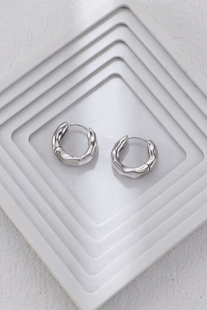 Gold-Hoop-Earrings-Detail-2