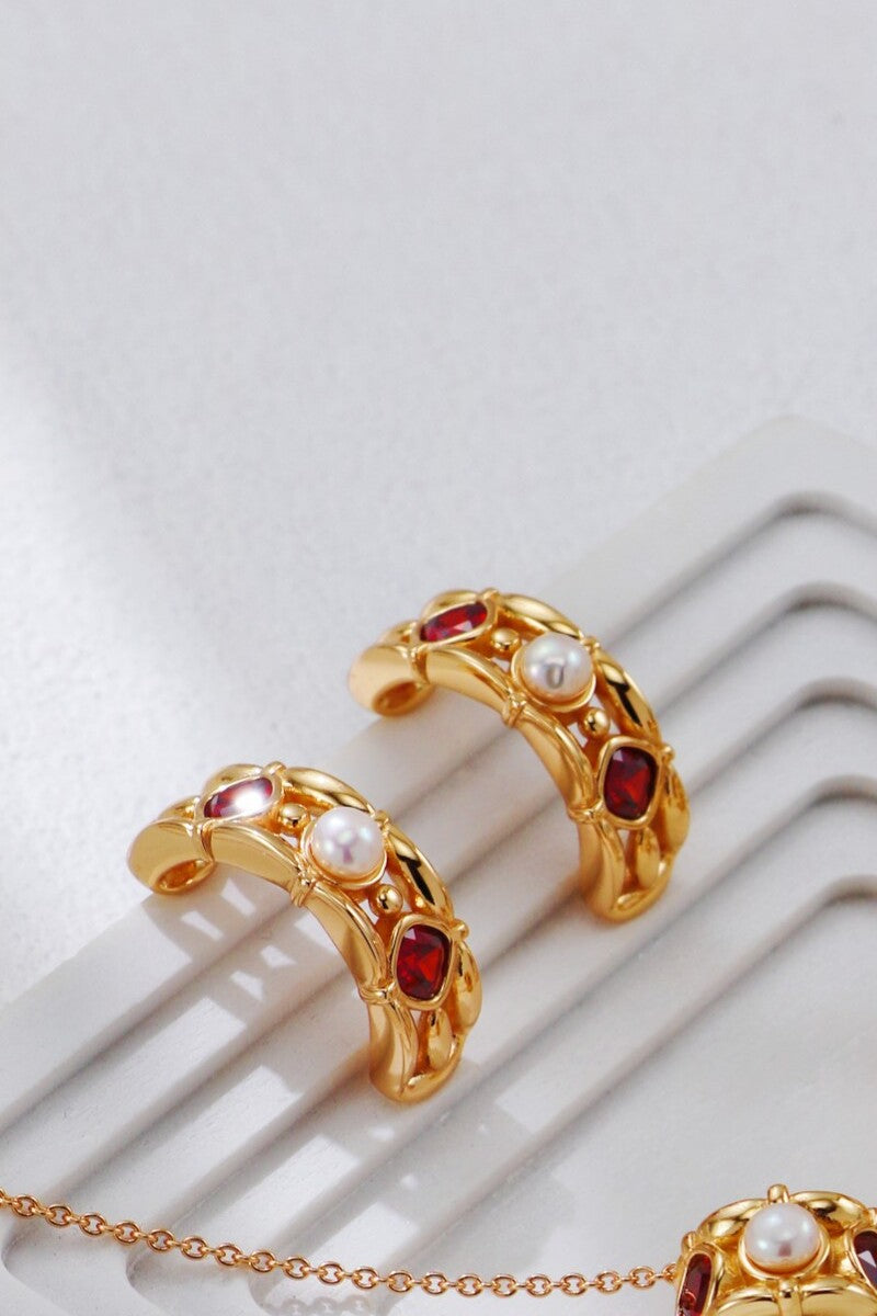 Gold-Pearl-Earrings-Detail-4