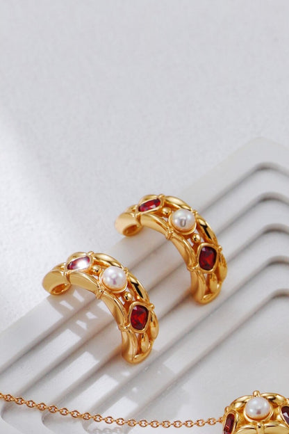 Gold-Pearl-Earrings-Detail-4