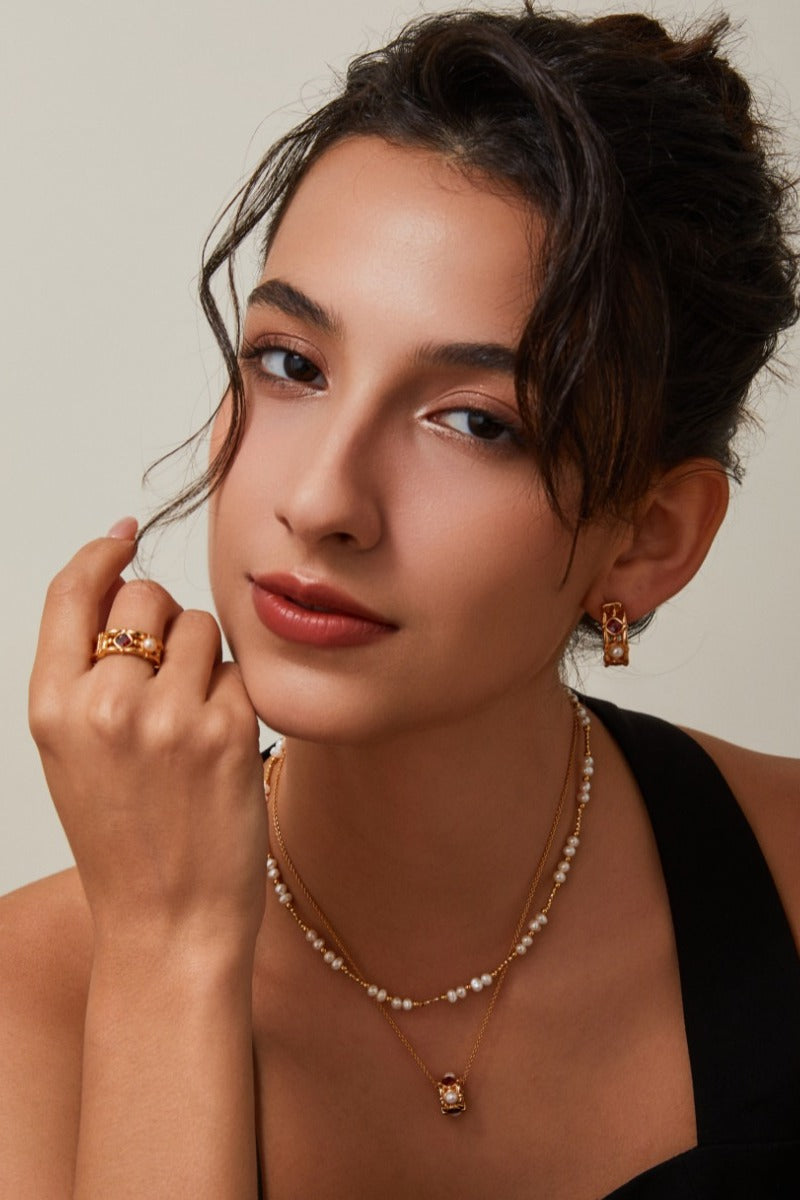 Gold-Pearl-Necklace-Pendant-With-Red-Zircon