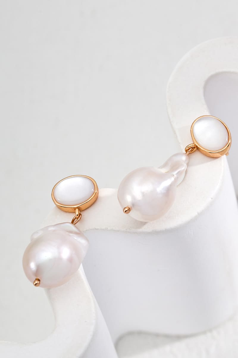 Luxury-Earrings-Detail-1