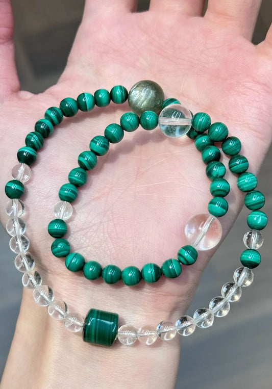 Malachite-Bead-A-Bracelet-Dreaming-in-the-Garden