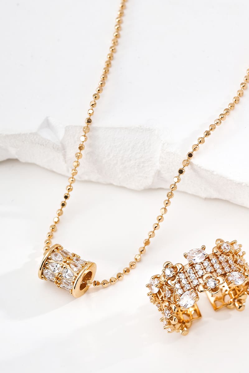 Necklaces-For-Women-Detail-1